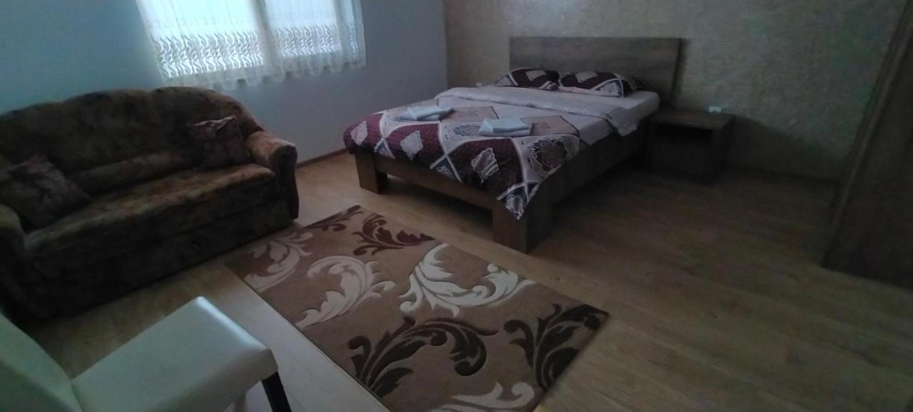 IeşelniţaCasa Luminita别墅 外观 照片